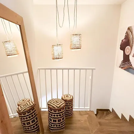 Casa Con Jardin Y Piscina Comunitaria Apartment *